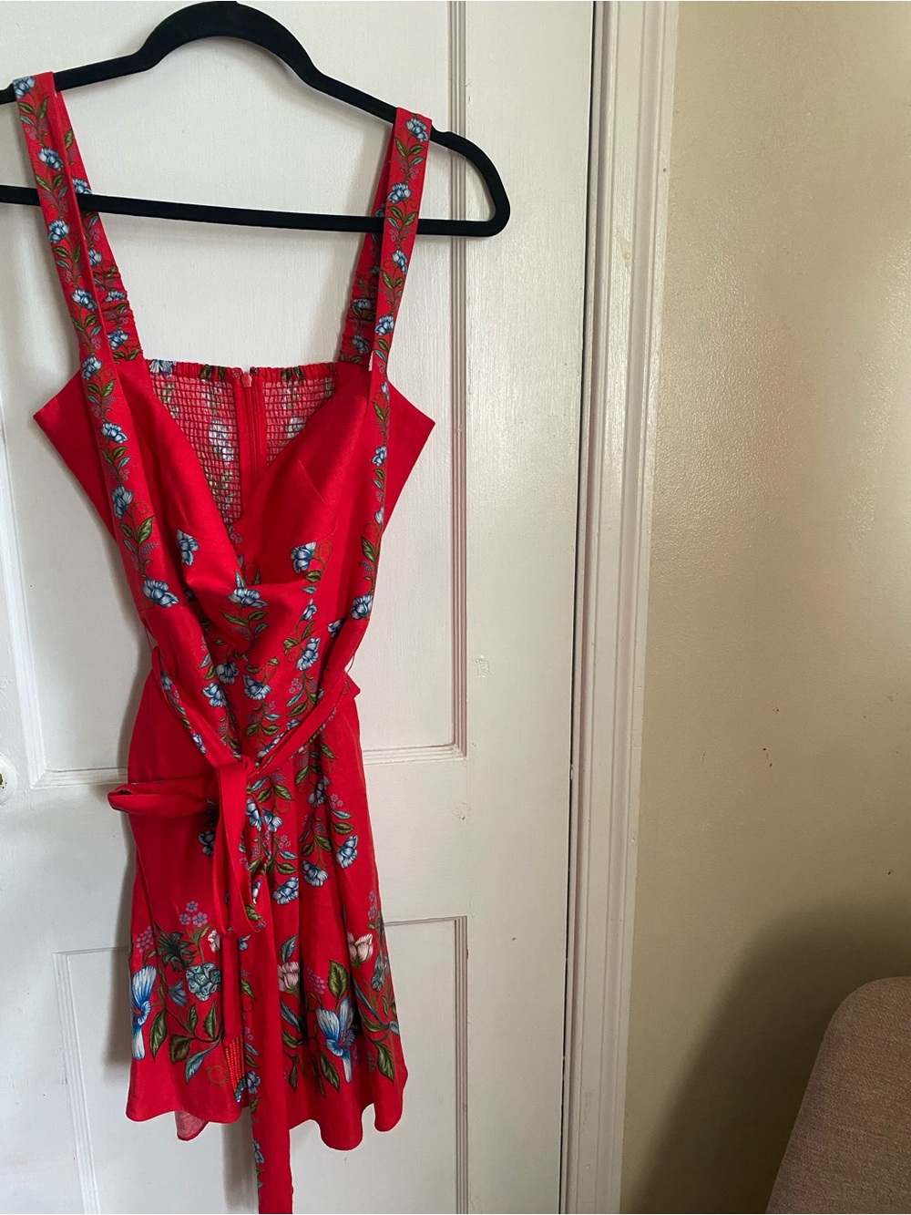 FARM Rio Red Floral Sweetheart Mini Dress with Bouquet Print - Picture 5 of 5